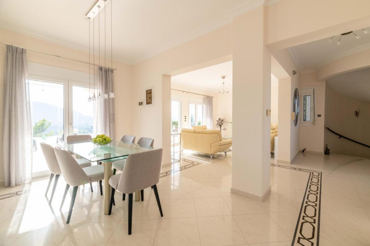 Villa Kamos Archangelos  Buitenkant foto