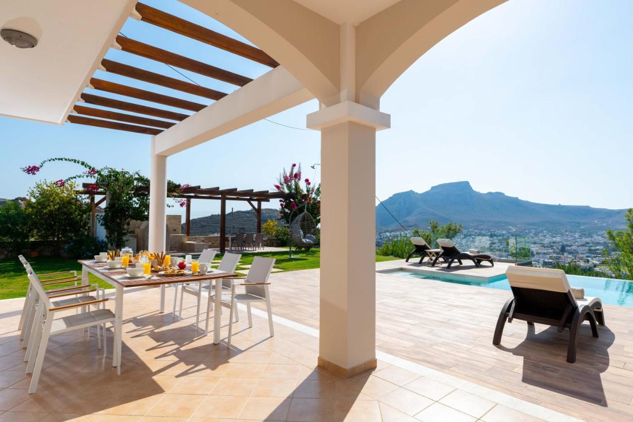 Villa Kamos Archangelos  Buitenkant foto