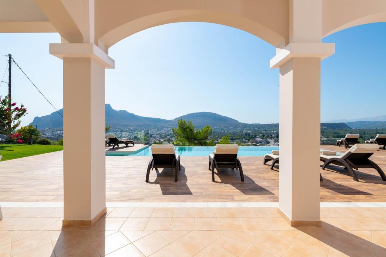 Villa Kamos Archangelos  Buitenkant foto